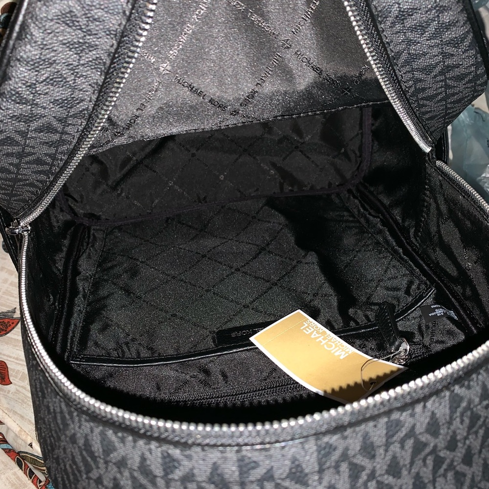 Last one 🖤New MK backpack black logo 🖤 - Picture 6 of 7